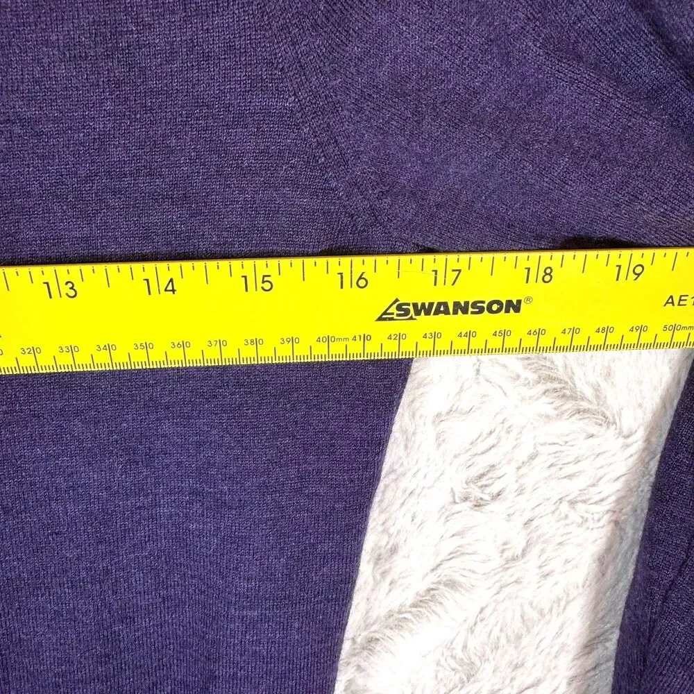 Banana Republic Sweater Cardigan Women‎ Small Extra Fine Merino Wool Purple
